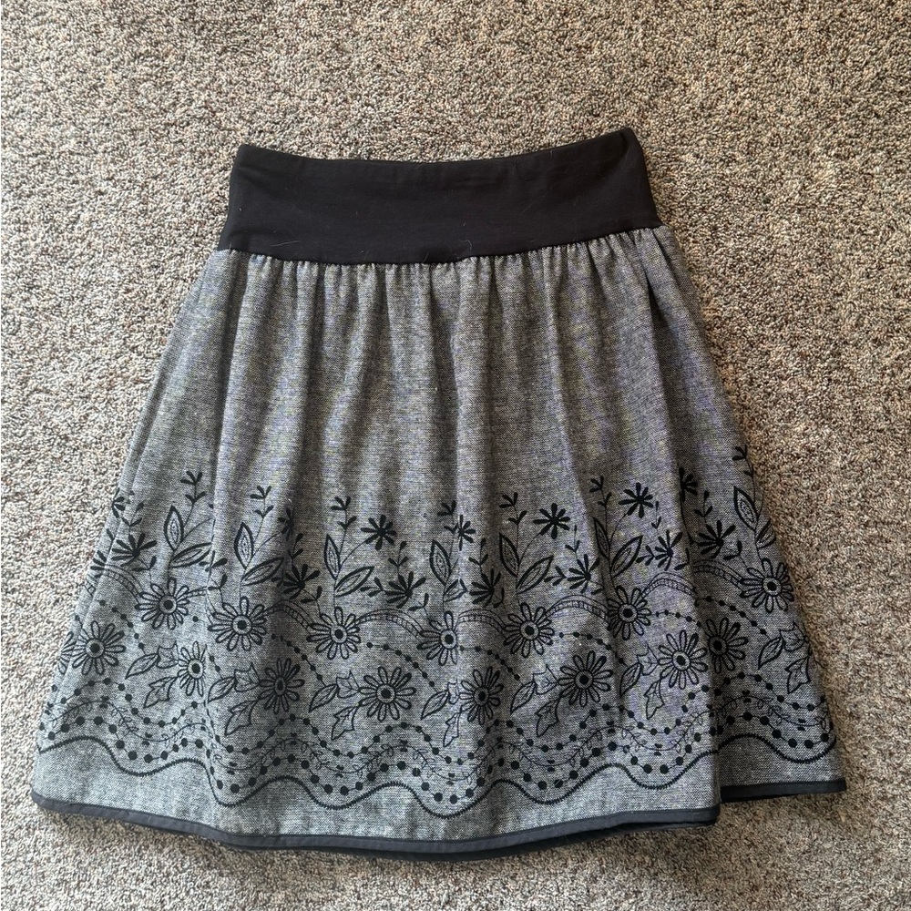 Joe Benbasset Black and Gray Floral Wool Blend A-Line Skirt